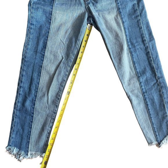 American Eagle Vintage‎ High Rise Women's  Jeans, size 4, Raw Hem Patch Rocker - Picture 4 of 10